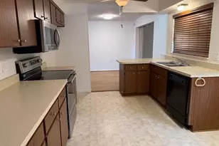 62 New Florida Ave, Beverly Hills, FL 34465 - Photo 3