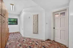 2278 Kings Point Dr, Largo, FL 33774 - Photo 33