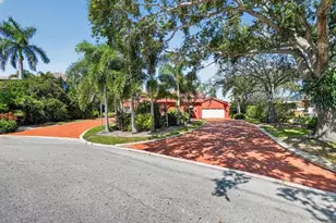 2278 Kings Point Dr, Largo, FL 33774 - Photo 43