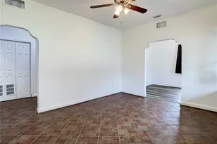2211 Durham St, Tampa, FL 33605 - Photo 25