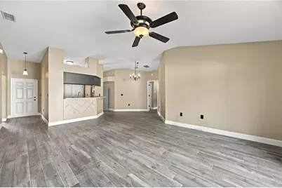 7919 Merchantville Circle, Zephyrhills, FL 33540 - Photo 5