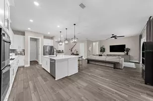 1118 Lake Hanna Dr, Lutz, FL 33549 - Photo 21