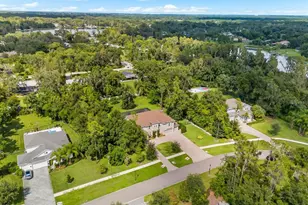 1118 Lake Hanna Dr, Lutz, FL 33549 - Photo 89