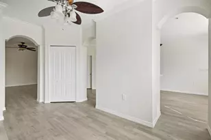 2725 Via Cipriani, Clearwater, FL 33764 - Photo 9