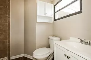 1311 Warrington Wy, Tampa, FL 33619 - Photo 11
