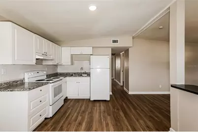 1311 Warrington Way, Tampa, FL 33619 - Photo 5