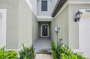 2166 Great Sapphire Ln, Lutz, FL 33558 - Photo 5
