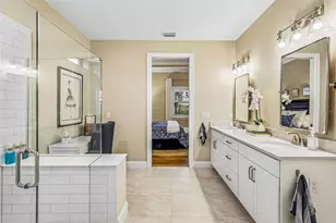 7973 Grande Shores Dr, Sarasota, FL 34240 - Photo 21