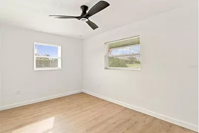 5207 56th Avenue N, Saint Petersburg, FL 33709 - Photo 25