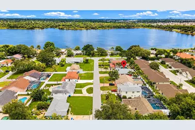 10612 Lake Vista Drive, Seminole, FL 33772 - Photo 29