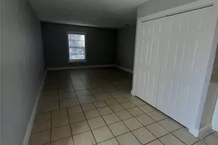5724 N Lincoln Ave, Tampa, FL 33614 - Photo 3