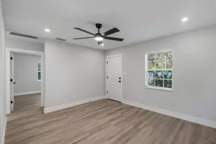 4318 S Westshore Blvd, Tampa, FL 33611 - Photo 3