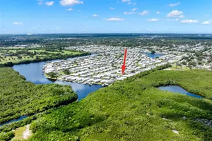 661 Mt Piney Ave NE, Saint Petersburg, FL 33702 - Photo 3