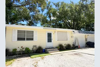 211 4th Place SW, Largo, FL 33770 - Photo 3