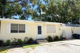 211 4th Pl SW, Largo, FL 33770 - Photo 3