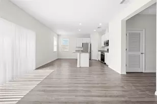 8952 Mississippi Run, Weeki Wachee, FL 34613 - Photo 11