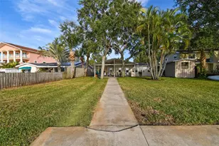 3618 Shore Acres Blvd NE, Saint Petersburg, FL 33703 - Photo 19