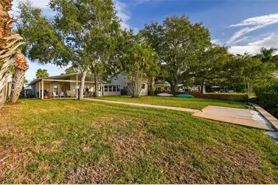 3618 Shore Acres Boulevard NE, Saint Petersburg, FL 33703 - Photo 21