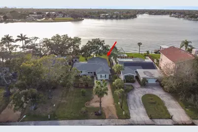 3618 Shore Acres Boulevard NE, Saint Petersburg, FL 33703 - Photo 9