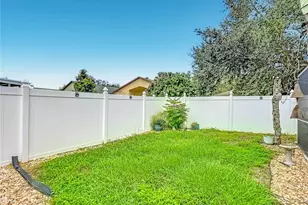 12730 Kings Lake Dr, Gibsonton, FL 33534 - Photo 41