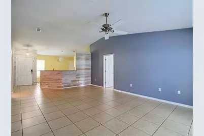 12730 Kings Lake Drive, Gibsonton, FL 33534 - Photo 15