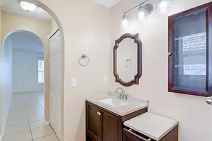 12730 Kings Lake Dr, Gibsonton, FL 33534 - Photo 23