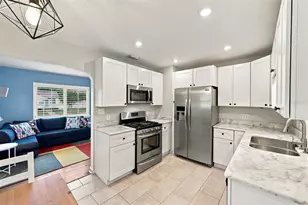 3820 Burlington Ave N, Saint Petersburg, FL 33713 - Photo 5