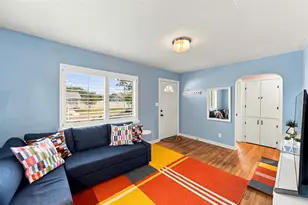 3820 Burlington Ave N, Saint Petersburg, FL 33713 - Photo 3