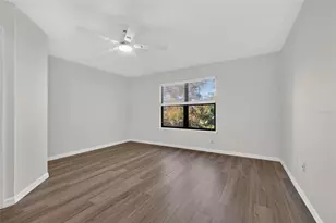 5155 Bay Isle Cir, Clearwater, FL 33760 - Photo 21