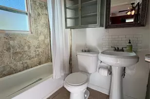 1901 3rd St S, Saint Petersburg, FL 33705 - Photo 37