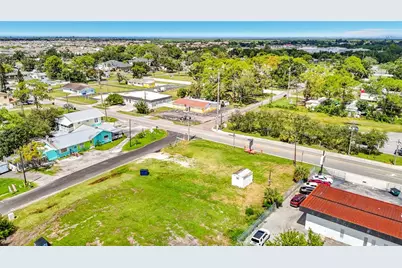 203 1st Street NW, Ruskin, FL 33570 - Photo 21