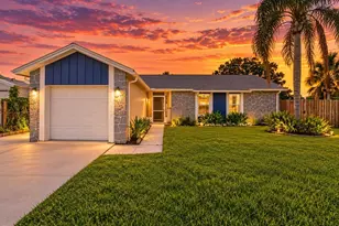 208 Flamingo Dr, Apollo Beach, FL 33572 - Photo 3