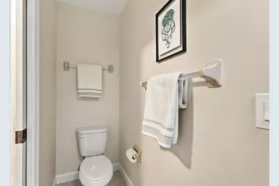 13036 Village Chase Circle #13036, Tampa, FL 33618 - Photo 5