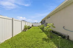 6884 Abbywood Ln, Zephyrhills, FL 33541 - Photo 67