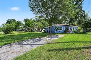 4139 1st St NE, Saint Petersburg, FL 33703 - Photo 27