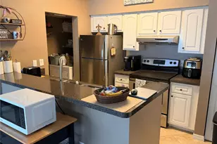10764 70th Ave, Seminole, FL 33772 - Photo 11