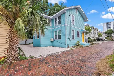 623 Mound Park Way S, Saint Petersburg, FL 33701 - Photo 1