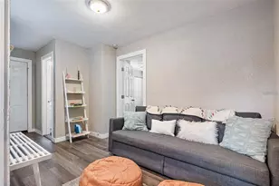 623 Mound Park Way S, Saint Petersburg, FL 33701 - Photo 5