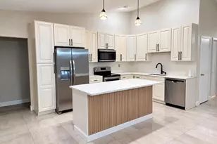 6111 Shingler Ave, Spring Hill, FL 34608 - Photo 5
