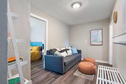 623 Mound Park Way S, Saint Petersburg, FL 33701 - Photo 7