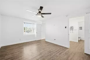 939 Oakfield Dr, Brandon, FL 33511 - Photo 17