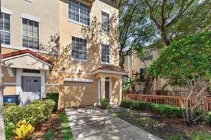 3186 Bayshore Oaks Dr, Tampa, FL 33611 - Photo 3