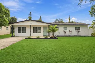 221 N Duncan Ave, Clearwater, FL 33755 - Photo 1