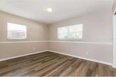 7602 Pine Hill Drive, Tampa, FL 33617 - Photo 13
