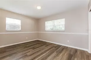 7602 Pine Hill Dr, Tampa, FL 33617 - Photo 13