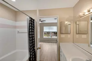 9414 Lake Chase Island Way, Tampa, FL 33626 - Photo 19