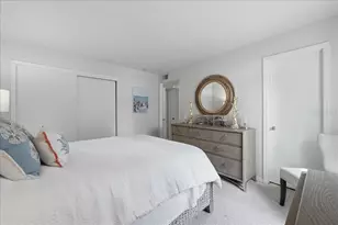 111 Sea Horse Dr SE, Saint Petersburg, FL 33705 - Photo 33