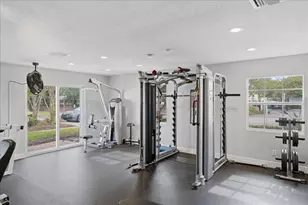 111 Sea Horse Dr SE, Saint Petersburg, FL 33705 - Photo 49