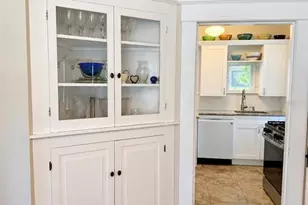 950 10th St N, Saint Petersburg, FL 33705 - Photo 13