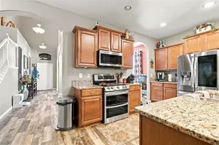 12623 Drakefield Dr, Spring Hill, FL 34610 - Photo 15
